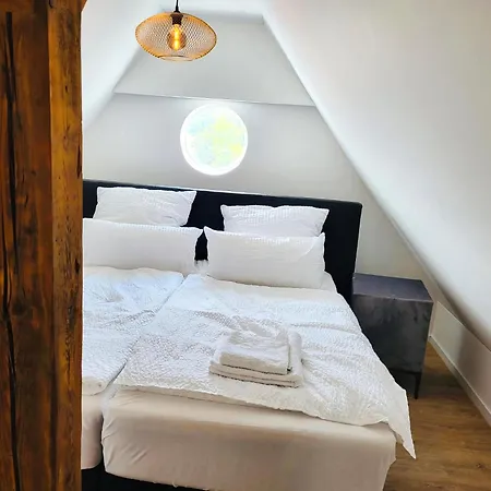Eden - Penthouse-loft Ueber Den Daechern Kaufbeurens Apartment