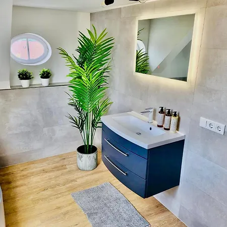Eden - Penthouse-loft Ueber Den Daechern Kaufbeurens