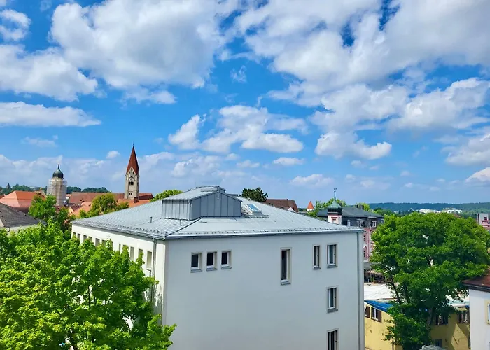 Eden - Penthouse-loft Ueber Den Daechern Kaufbeurens *